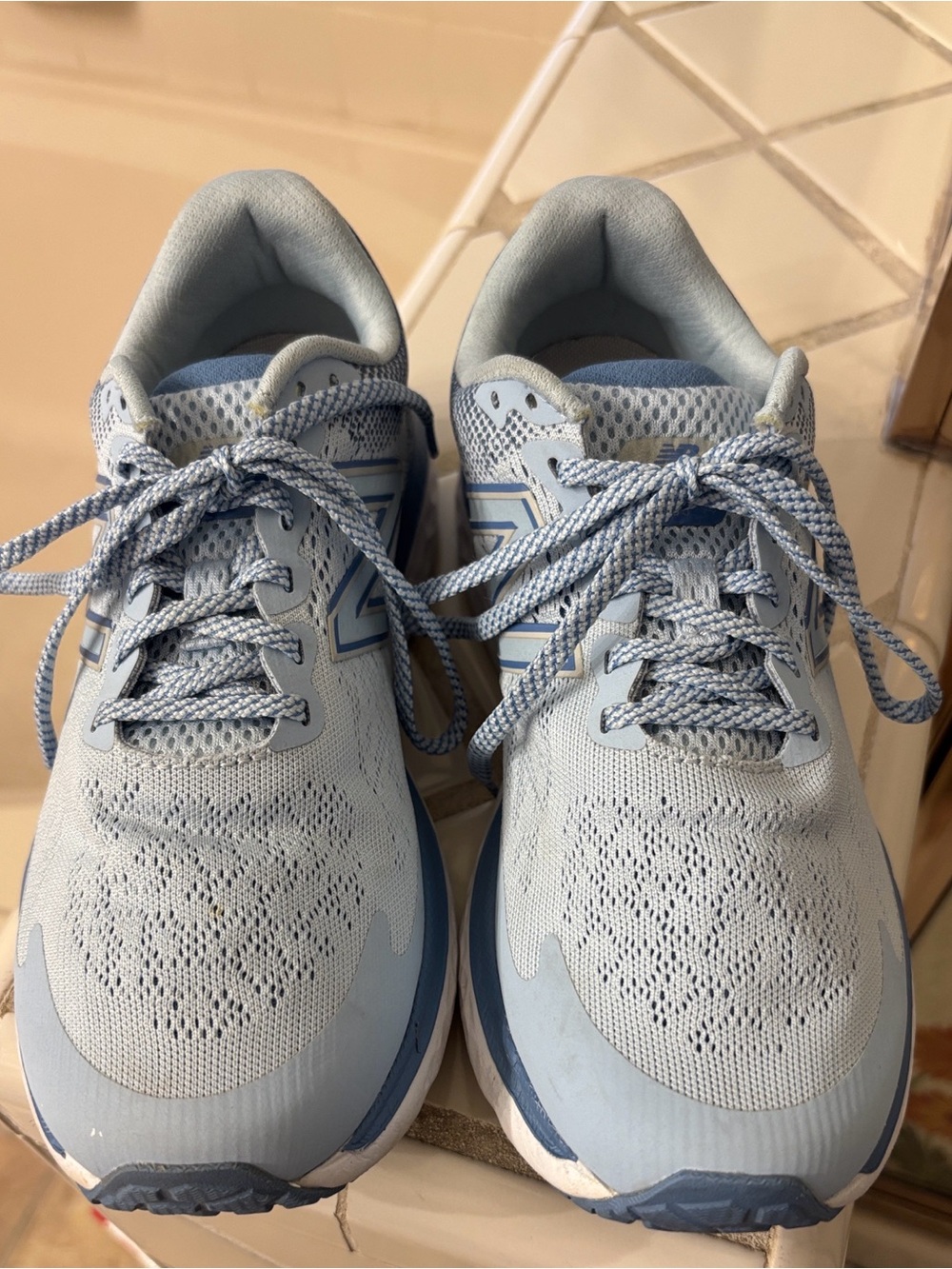👟 New Balance 680 V7 Running Shoes
